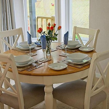 Hollicarrs - Wildflower Lodge يورك المظهر الخارجي الصورة